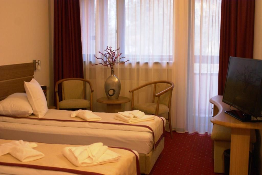 Отель Hotel Carpați Предял-38